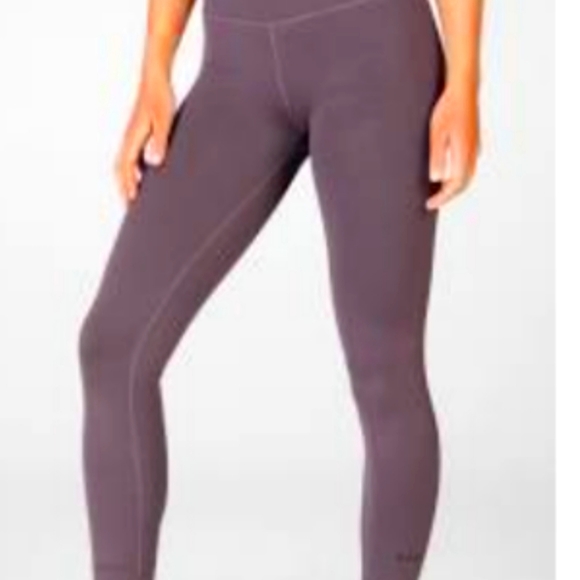 Fabletics Trinity pocket high-waisted leggings - Picture 1 of 7